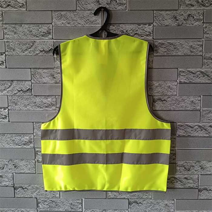 Жилет сигнальный светоотражающий БЕЗ НАНЕСЕНИЯ ЛОГОТИПА, 2СОП, плотность 100 гр./кв.м., цвет - лимонный/салатовый (Россия) 10013